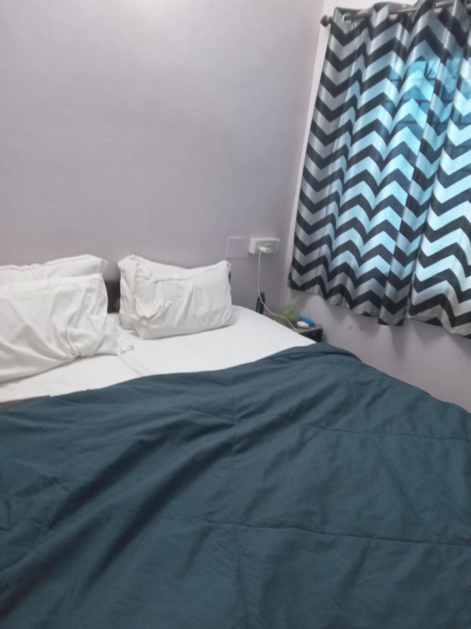 Kapil Traders Bed and Breakfast New Delhi Buitenkant foto