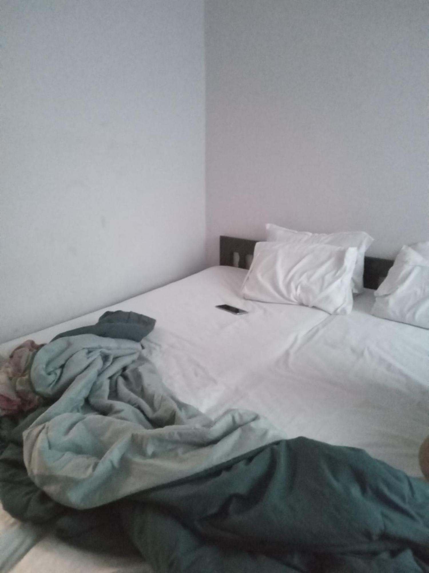 Kapil Traders Bed and Breakfast New Delhi Buitenkant foto